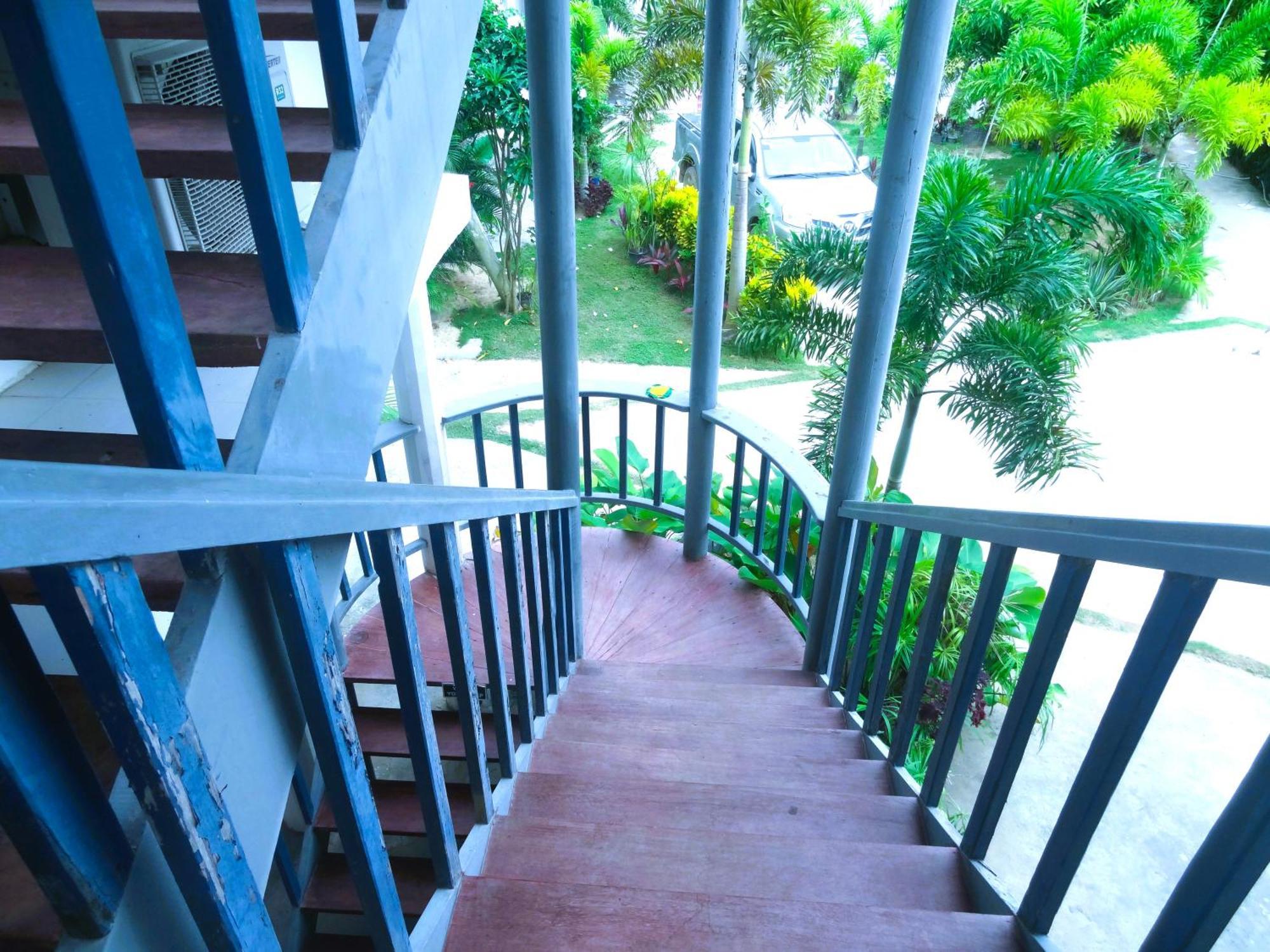 Mg Chateau Resort El Nido Bagian luar foto