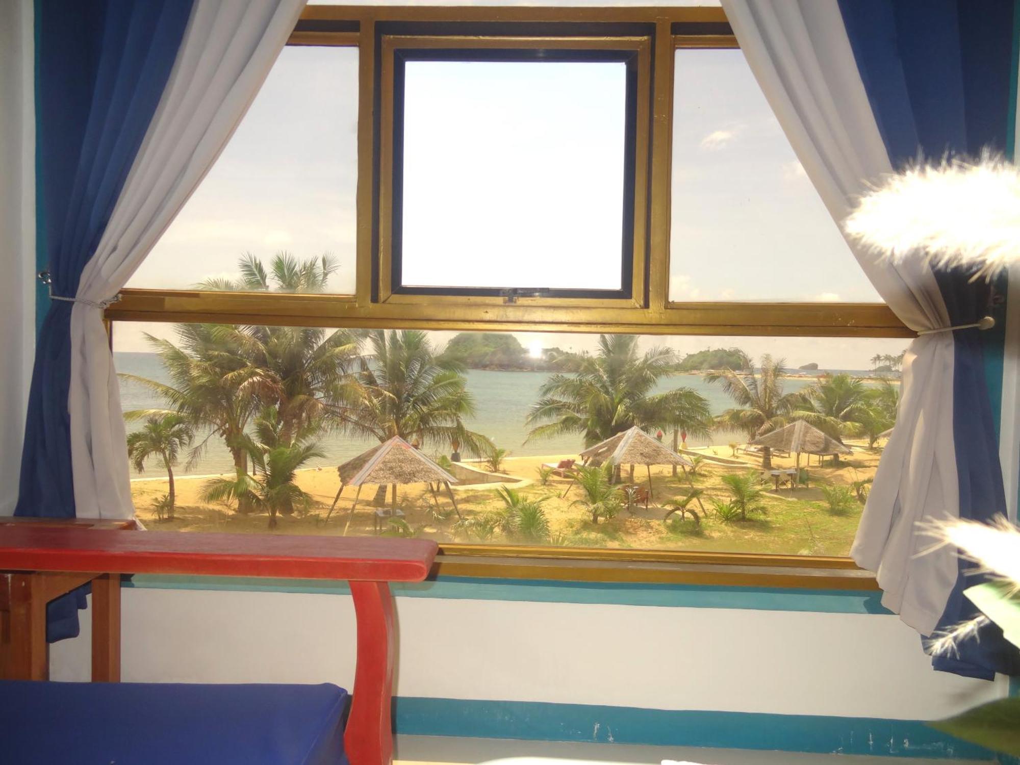 Mg Chateau Resort El Nido Bagian luar foto